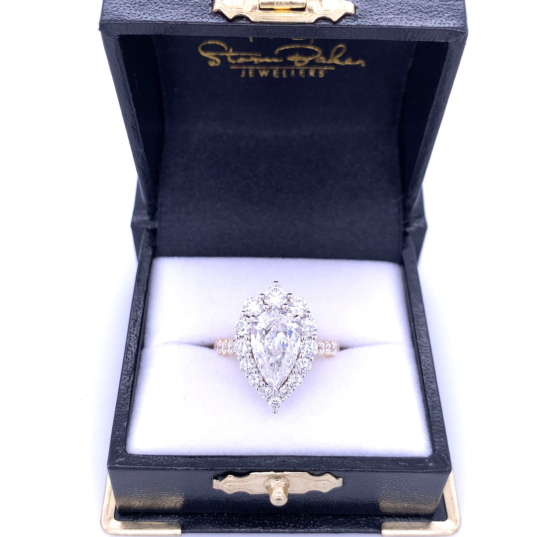 4.14ct Crushed Ice Pear