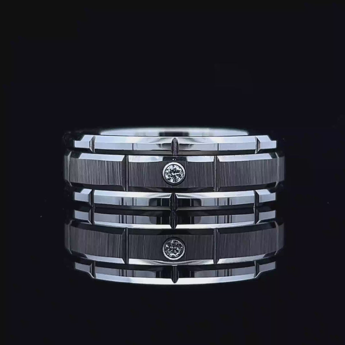 The Diamond Royal Lex Ring – Storm Baker Jewellers