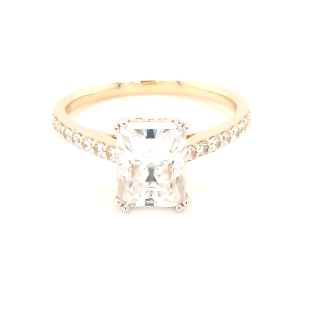 Radiant Cut Diamond Engagement Ring - Custom 1005